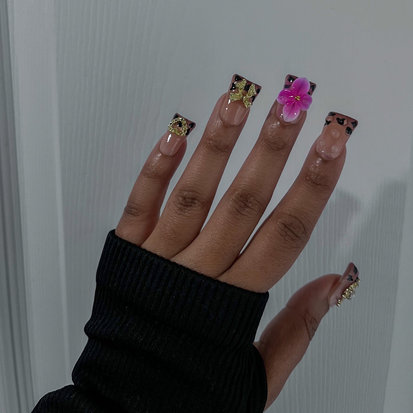 Mia Nails